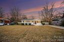 1221 Rollingwood Drive sold home in Charlotte, SC