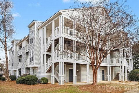 37 Hamiltons Harbor Drive sold home in Hamiltons Bay, Clover, SC