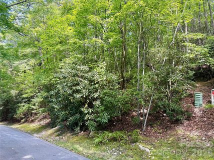 115 Black Oak Drive active home in Holly Forest, Sapphire, NC