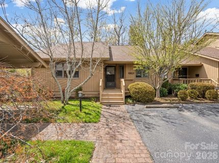 605 Red Oak Drive active condo in The Oaks, Hendersonville, NC