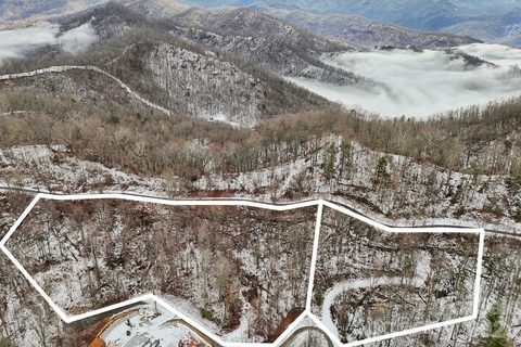 94 Locust Grove Lane active home in Seven Glens, Weaverville, NC