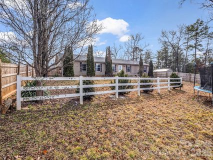 865 Boland Drive active home in Indian Head Acres, Lake Lure, NC