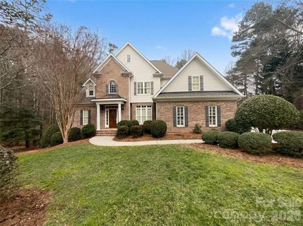 4423 Augusta Ridge Court pending home in Sailview, Denver, NC