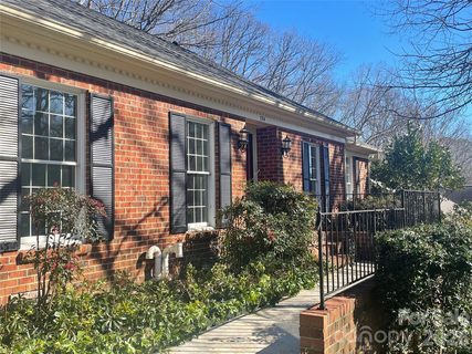 754 Charter Place