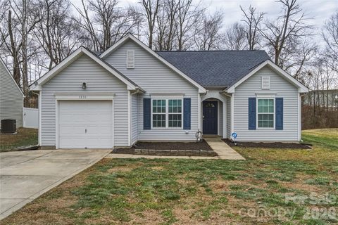 5830 Shining Oak Lane sold home in Eastfield, Charlotte, NC