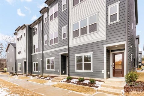 6016 Pivot Court