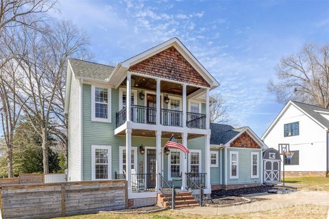 A home in Cottages At Savannahs Way