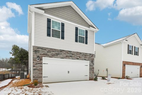 1443 Mammoth Road