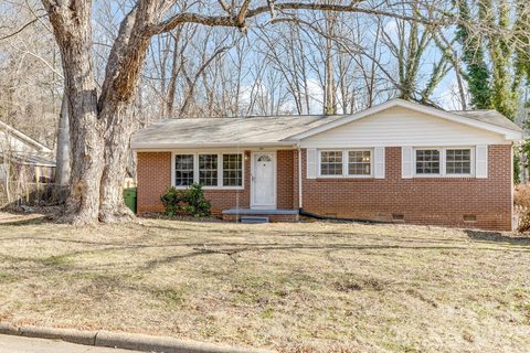 64 Pleasant Ridge Drive sold home in Parkway Forest, Asheville, NC