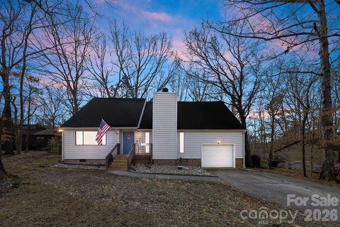 7615 Zermatt Lane sold home in Carmel Ridge, Charlotte, NC