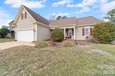 12401 Cardinal Point Road sold home in Eastfield Ridge, Charlotte, NC
