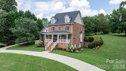 Homes in Fairway Farms, Newton