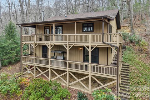 71 N Setsi Lane active home in Connestee Falls, Brevard, NC