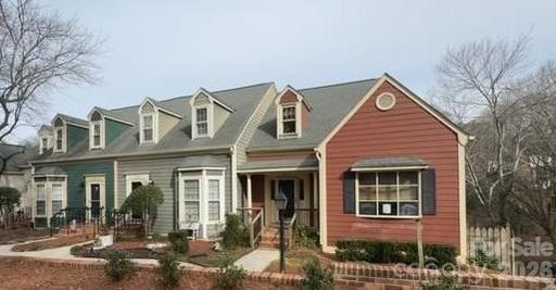 6231 Padget Parrish Court pending home in Bishops Ridge, Charlotte, NC