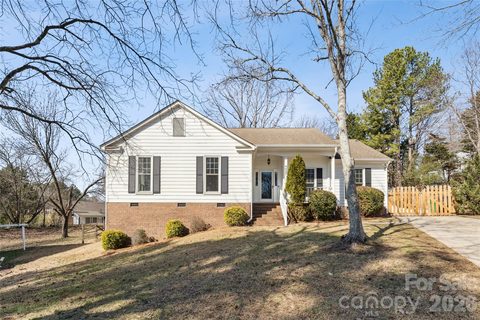 9927 Alden Glen Drive sold home in Wellington, Charlotte, NC
