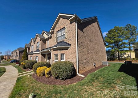 5670 Stafford Road active townhome in Brookdale Village, Charlotte, NC