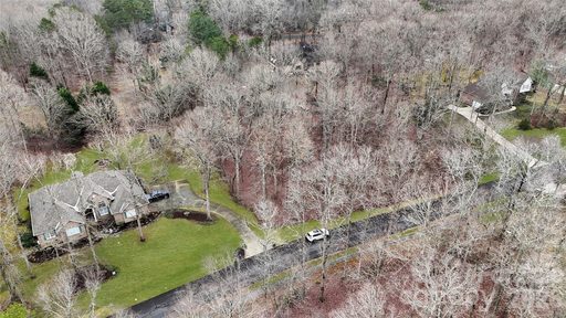 21 Lake Stone Drive