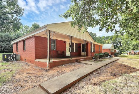 3227 Minnesota Road sold home in Marlborough Woods, Charlotte, NC