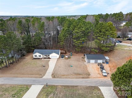 3416 Mooring Place sold home in Anchors Landing, Sherrills Ford, NC
