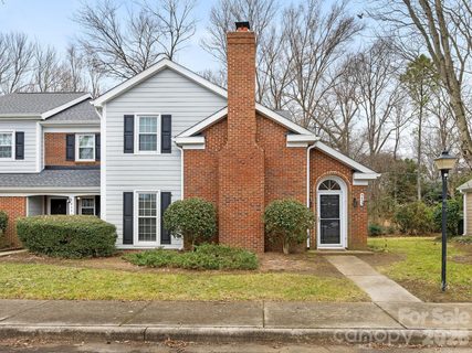9453 Kings Falls Drive