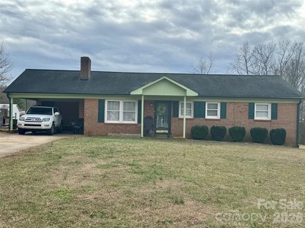 1406 Meandering Lane sold home in Sun Dance Hills, Lincolnton, NC