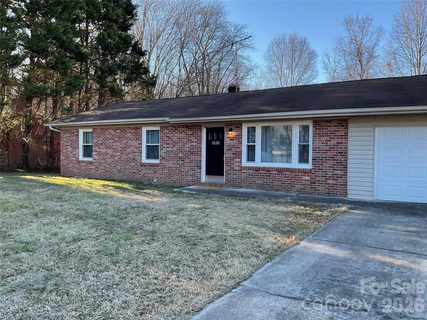 2132 14th Avenue Drive sold home in Willow Oaks, Hickory, NC