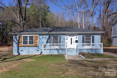 6515 Farmway Place