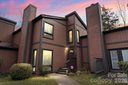 6123 Honeysuckle Lane sold home in Charlotte, SC
