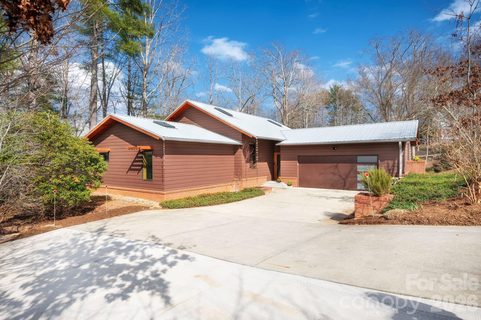 521 Wood Thrush Court sold home in Ashley Woods, Arden, NC