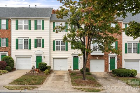 10213 Garrett Grigg Road active townhome in Mallard Glen Village, Charlotte, NC