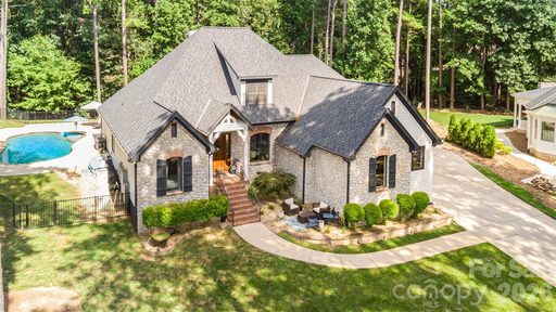 2418 Talbot Court sold home in Northview Harbour, Sherrills Ford, NC