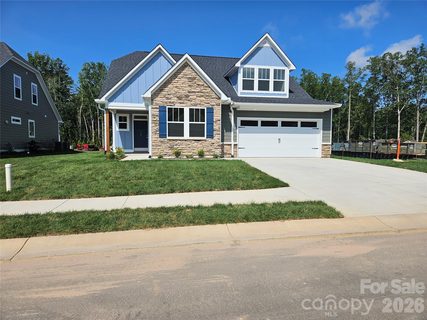 320 Pintail Lane pending home in Glen Haven, Arden, NC