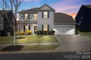 16008 Weeping Valley Drive sold home in Fort Mill, SC