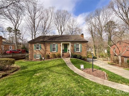 15920 Fieldstone Drive sold home in Fairfield Plantation, Matthews, NC