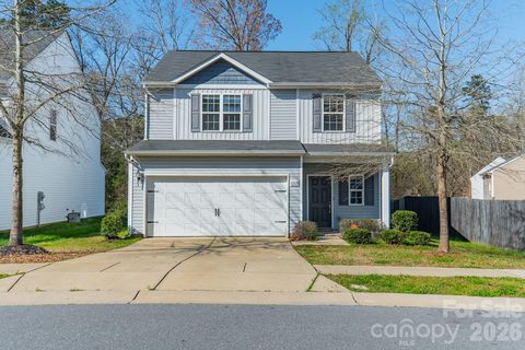 8315 Paw Valley Lane pending home in Paw Creek Village, Charlotte, NC