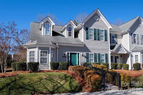 5919 Fitzwilliams Lane sold home in Bishops Ridge, Charlotte, NC