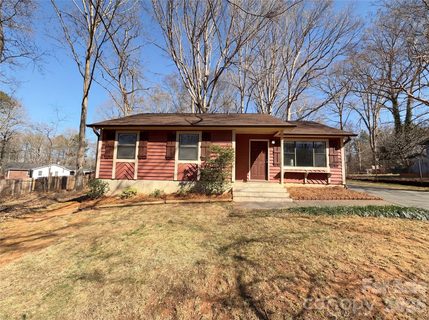 8524 Clear Meadow Lane sold home in Clear Meadow, Charlotte, NC