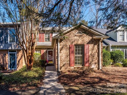 7417 Red Oak Lane sold home in Carmel Hollow, Charlotte, NC