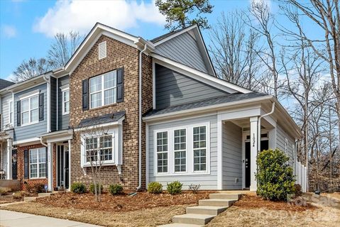 1024 Beatty Woods Drive sold home in Beatty Woods, Belmont, NC