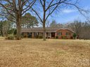 6309 Farmlake Drive sold home in Mint Hill, SC