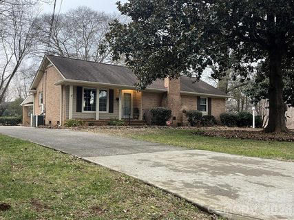 2800 Spring Valley Road sold home in Spring Valley, Charlotte, NC