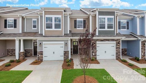 10450 Ambercrest Court active townhome in Skybrook Corners, Huntersville, NC