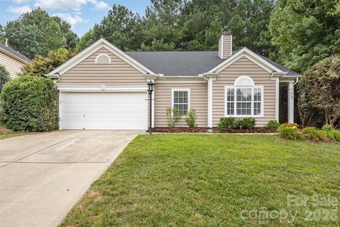 6533 Falls Lake Drive sold home in Langston, Charlotte, NC