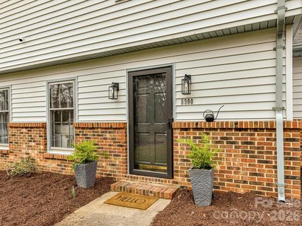 5900 Cabotwood Lane sold home in Woodburn, Charlotte, NC