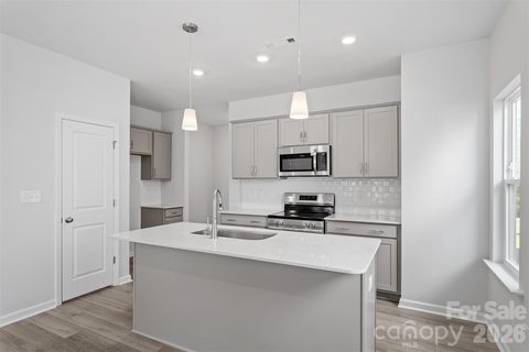 5831 Tuckaseegee Road sold home in Sloan Station, Charlotte, NC