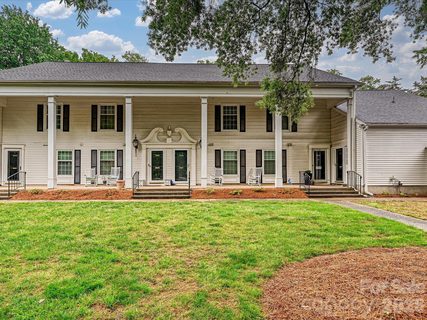 7004 Quail Hill Road sold condo in Quail Hollow Estates, Charlotte, NC