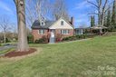 216 31st Avenue sold home in Hickory, SC