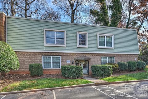 2638 Park Road