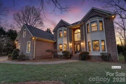 21308 Araglin Court sold home in Waterford Point, Cornelius, NC