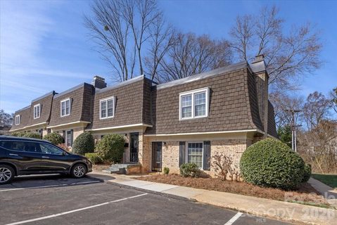 Previously sold for $285,000